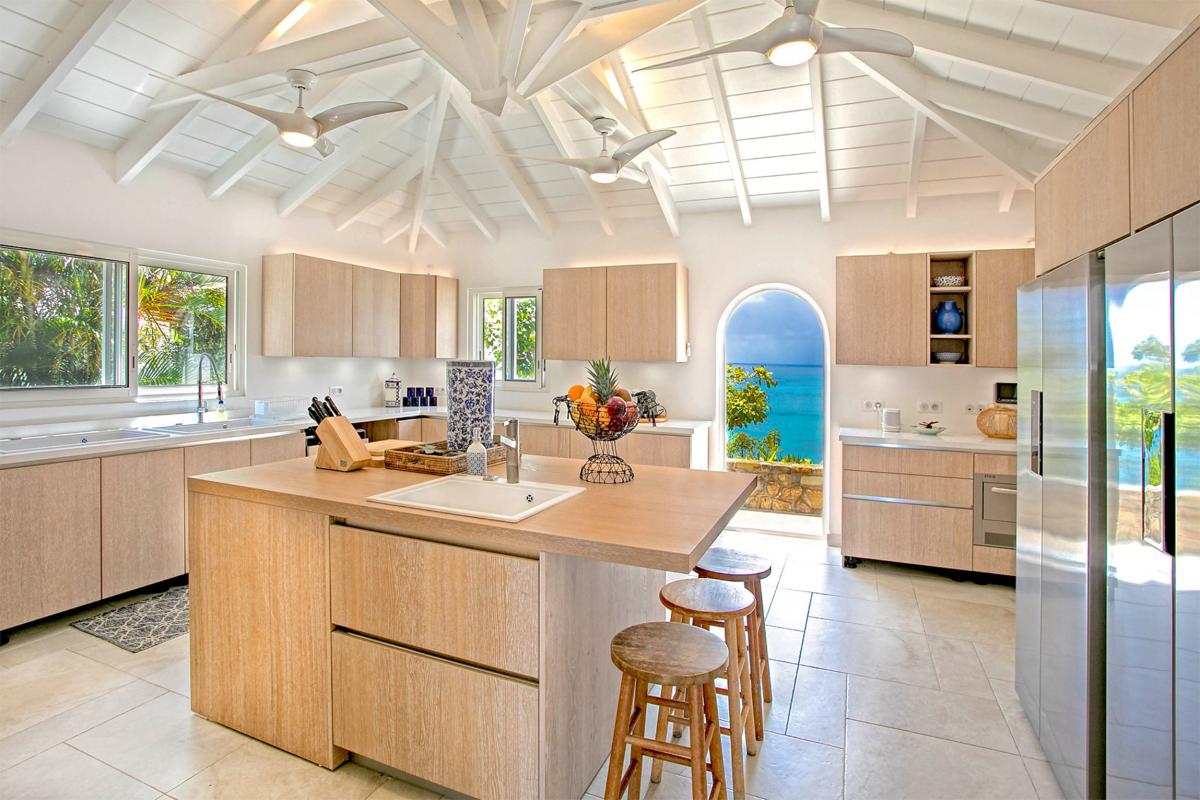 Luxury Villa Rental St Martin - The kitchen